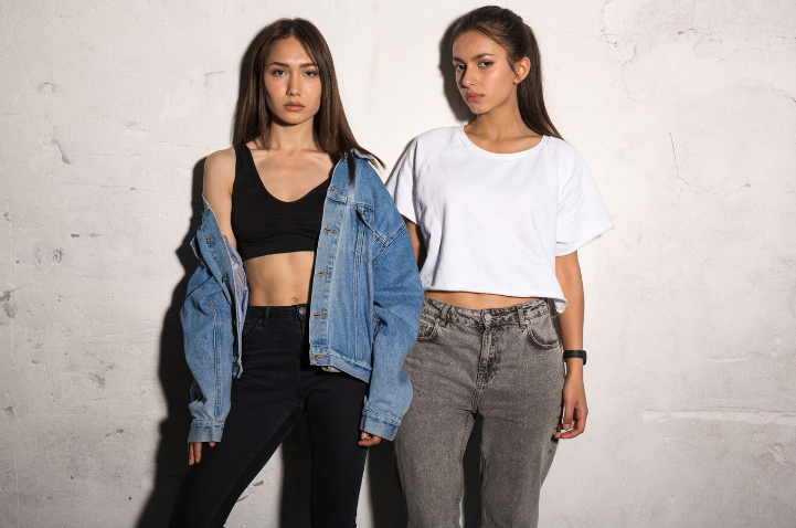 Effortless Style Staples: Tops, Crop Tops, and Jeans Every Woman Needs